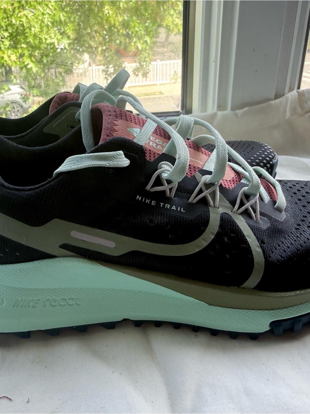 Nike Women's Black Mint Pink Trail Sneakers